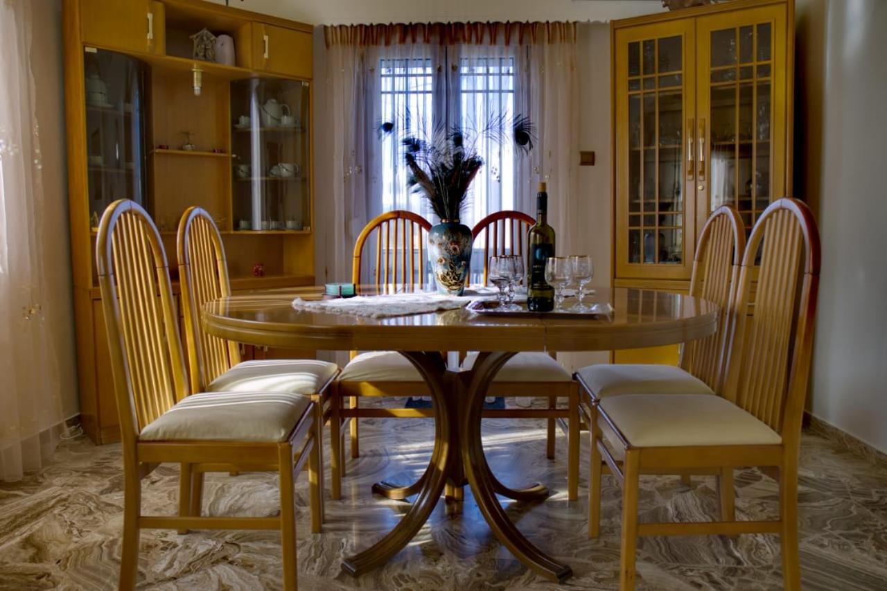 Afroditi'S House Villa Triovasálos Екстериор снимка